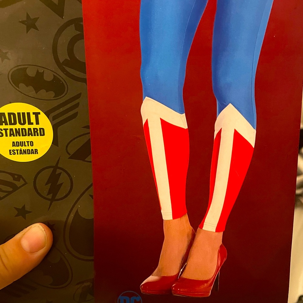 Wonder Woman leggings NWT
